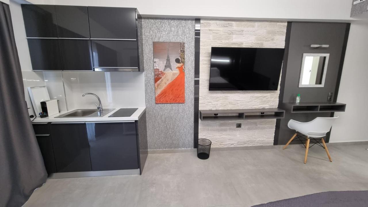 Ofrínion Luxsuites מראה חיצוני תמונה