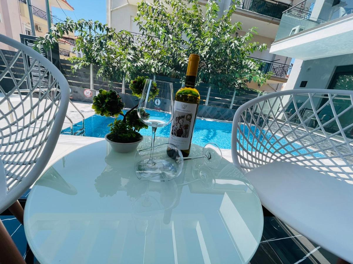 Ofrínion Luxsuites מראה חיצוני תמונה